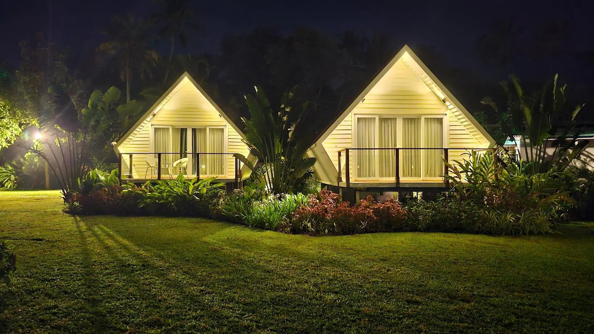 Ether Marari Beachfront Mararikulam Indien