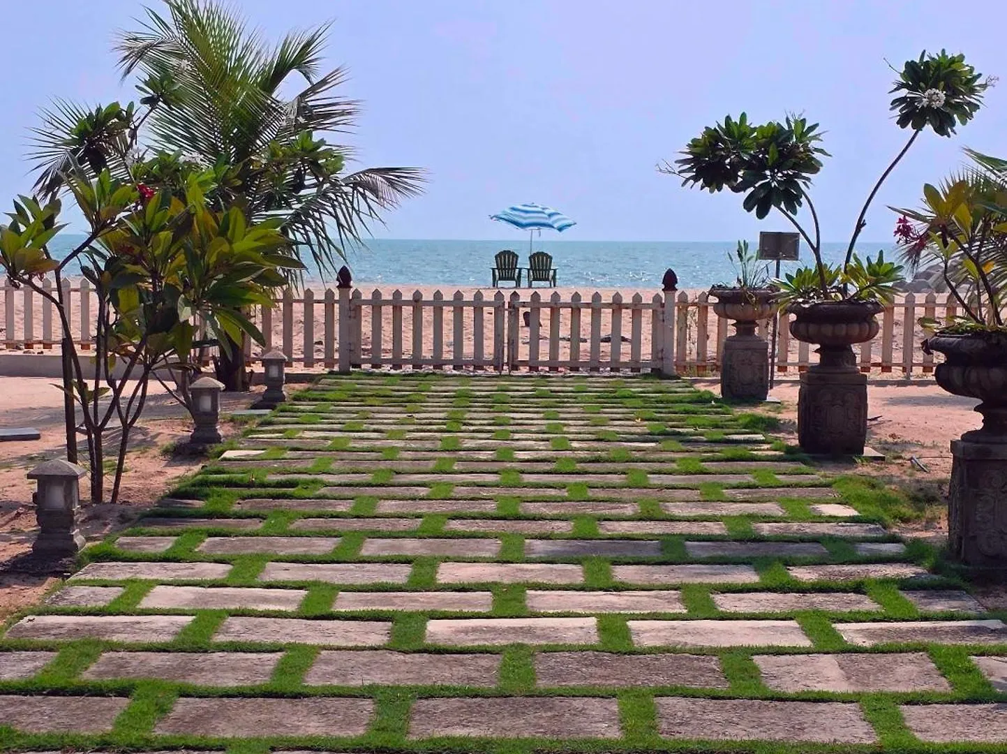 Ether Marari Beachfront Mararikulam 0*,
